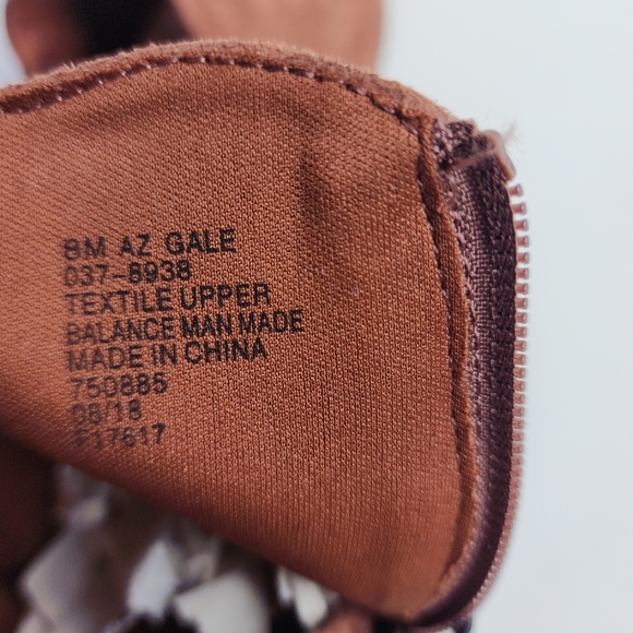 NWT Arizona Jean Co. Brown Faux Suede Side Zip Ankle Boots Memory Foam Soles 8M - Picture 7 of 10